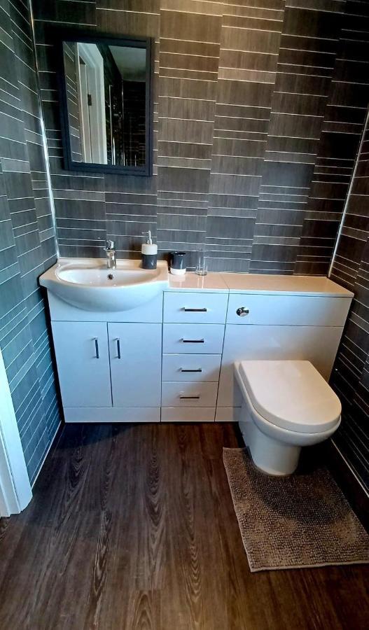 Southbourne  Large Double Room With Spacious Ensuite מראה חיצוני תמונה